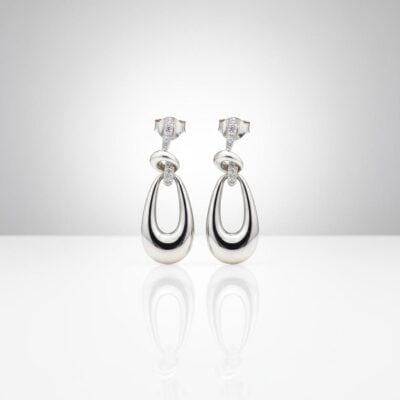Hanging style drop earring