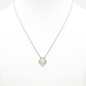 MOOKSHA 925 Silver Snowy Flower Swarovski Light Weight pendant with Link Chain